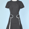 Robe fin 1960 en lainage gris et cercles blancs griffée D. Molho