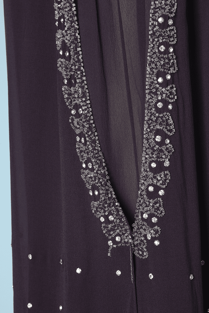 Robe 1920-25 en mousseline violette brodée de perles et strass – Image 4