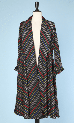 Manteau 1940-50 en faille noire et bandes de satin couleurs