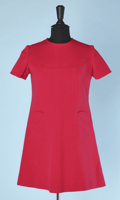 Robe fin 1960 en lainage rose à chevrons