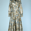 Robe longue 1970 en satin imprimé bleu et vert et broché or