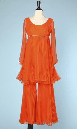 Tailleur pantalon 1970 en nylon orange plissé