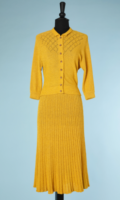 nA4001-Tailleur-1940-en-tricot-jaune-encolure-ajourée-t38-001-1.png