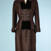 nA4091-Tailleur-en-lainage-chiné-marron-et-noir-plastron-velours-noir-lilli-ann-t38-001