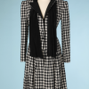 nA4231-Tailleur-Valentino-en-lainage-à-carreaux-noirs-et-blancs-t38-001.png