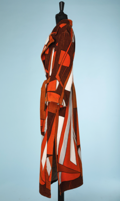 nA4249-Peignoir-1970-en-éponge-imprimé-marron-orange-et-gris-001.png