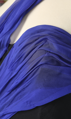 na3105_robe_longue_vintage_bicolore_noire_bleu_electrique_corseterie_t_34_001.png
