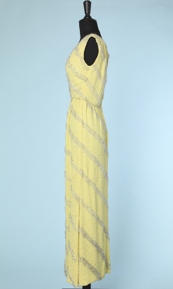 na3691_robe_longue_1940_crepe_jaune_brodee_perles_transparentes_argentees_36_001.png