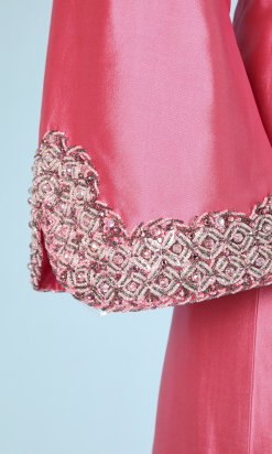 na3699_robe_longue_1960_soie_rose_brodee_perles_paillettes_col_bas_manches_40_003