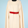 na4474-Cape-1970-en-cachemire-écru-Heirloom-t42-01.png