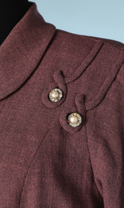 na4611-Tailleur-1940-en-lainage-parme-chiné-gris-t42.-01.png