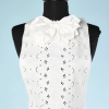 na4625-Plastron-1930-en-broderie-anglaise-et-jabot-01.png