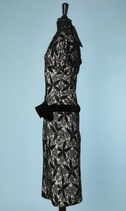 nA4679-robe-1940-crême-recouverte-de-dentelle-noire-ceinture-velours-Lilli-Ann-t36-01
