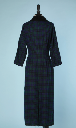 nA4758-Robe-1950-en-lainage-à-carreaux-vert-marine-noir-col-chaussette-noir-t36-01