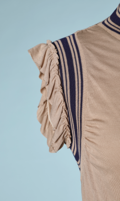 nA5143-Robe-en-maille-de-coton-gris-beige-bords-côtes-à-rayures-beige-et-marine-JPG-t34-01