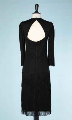 nA5161-Robe-du-soir-en-jersey-de-soie-noir-à-franges-Loris-Azzaro-t36-36-01