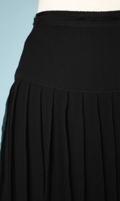 nA5212-Jupe-en-mousseline-noire-plissé-Prada-t44-01