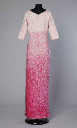 n55_robe_longue_paillettes_roses_degradees_1960_1970_pic001