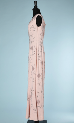 nA5346-Robe-longue-1960-du-soir-en-soie-rose-brodée-de-perles-argentées-et-strass-roses-Margarets-t40-01