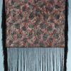 na6089-Châle-1930-lyonnais-en-soie-noire-jacquard-lamé-argent-et-fleurs-en-couleurs-franges-01.jpg