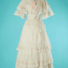 B7530-Ensemble-1900-en-tulle-plumetis-blanc-et-rubans-roses-t38-001