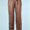nA6137-Pantalon-en-satin-marron-glacé-incrustations-YSL-t38-01