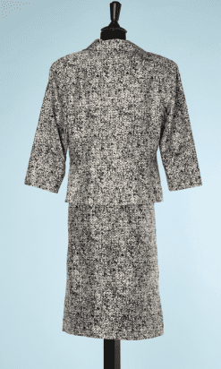 nA6434-Tailleur-Robe-et-Veste-en-soie-noir-et-blanc-Jean-Patou-t44-01