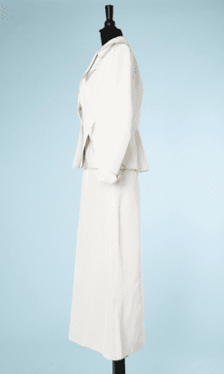 na6464-Tailleur-du-soir-Robe-bustier-et-Veste-en-reps-blanc-cousu-de-paillettes-dorées-t38-01