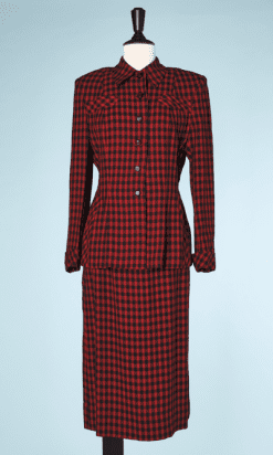 na6471-Tailleur-1940-en-lainage-marine-et-rouge-carreaux-et-croix-t38-01