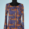na6479-Tunique-en-crêpe-violet-imprimé-femme-léopard-t38-01