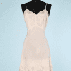na7204-Combinaison-1930-en-soie-rose-incrustée-de-dentelle-t40-42-01