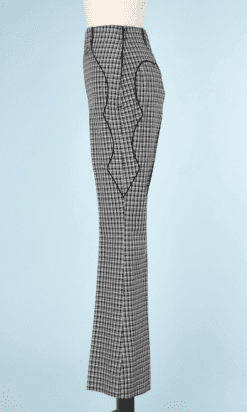 na6746-Pantalon-à-carrenaux-noirs-et-blancs-avec-liserés-noirs-t32-34-01