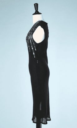 nA8043-Robe-du-soir-en-viscose-noire-brodée-de-paillettes-argentées-See-by-Chloé-t-34-01
