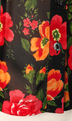 nA8052-Chemisier-en-voile-de-crêpe-noir-imprimé-de-fleurs-oranges-et-rouges-Dolce-Gabbana-Basic-t38-40-01
