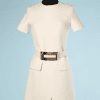 nA8075-Robe-en-lainage-écru-manches-courtes-ceinture-avec-boucle-en-métal-argenté-t38-01