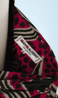 nA8118-Robe-sans-manches-en-coton-motifs-ethniques-rose-noir-écru-t34