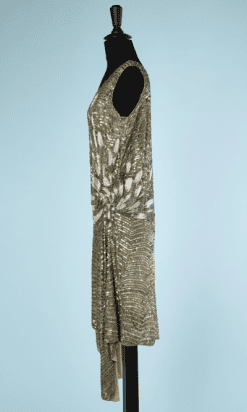 nA8130-Robe-1925-en-voile-de-coton-vert-brodée-de-paillettes-or-et-perles-blanches-t38-40-01