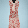 nA8167-Robe-en-voile-de-coton-écru-imprimé-de-triangles-roses-et-rouges-col-en-coton-blanc-t40-01