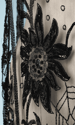 nA8172-Robe-tunique-1920-en-tulle-noir-brodée-de-perles-et-paillettes-01