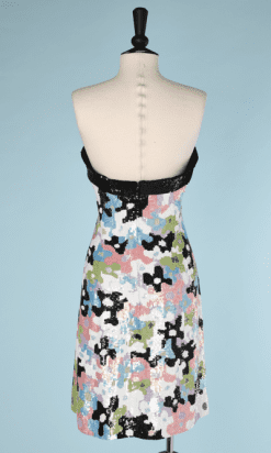 nA6130-Robe-bustier-entièrement-recouverte-de-paillettes-en-forme-de-fleurs-Escada-t40-01