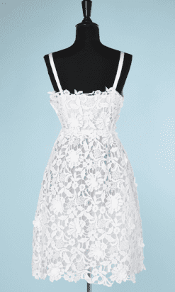 nA8386-Robe-Valentino-en-tulle-guipure-blanche-T38-01