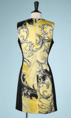 nA8403-Robe-noir-et-jaune-imprimé-Versace-T40-01