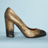 nA8522-Paire-descapins-en-cuir-Chanel-brodées-de-paillettes-or-et-noir-t40-01