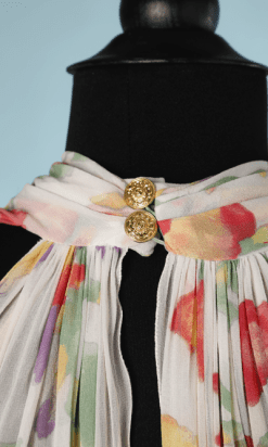 nA6127-Robe-courte-en-mousseline-blanche-imprimé-floral-Chanel-t36-01