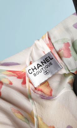 nA6127-Robe-courte-en-mousseline-blanche-imprimé-floral-Chanel-t36-01