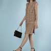 na8853-Robe-Chanel-en-tweed-multicolore-flis-dor-et-lurex-passementerie-lassage-boutons-fleurs-T38-01.png