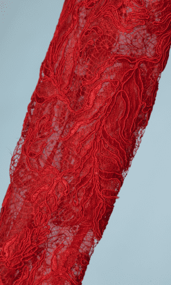 na8858-Robe-1980-en-dentelle-brodée-rouge-volants-Bill-Blass-T36-02