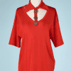 na7293-Pull-en-maille-orange-avec-bijoux-Christian-Lacroix-01.png