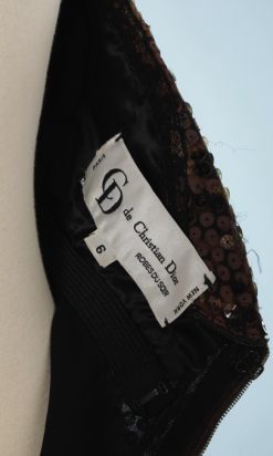 nA9219-Robe-du-soir-bustier-Christian-Dior-en-mousseline-imprimé-léopard-recouvert-paillettes-doublée-de-soie-noire-t38-01