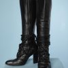 nA9396-Paire-de-bottes-en-cuir-noir-lacets-YSL-t39-01